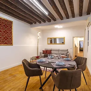 https://ca-maurice-san-marco-canal-view.hotelslidodijesolo.com